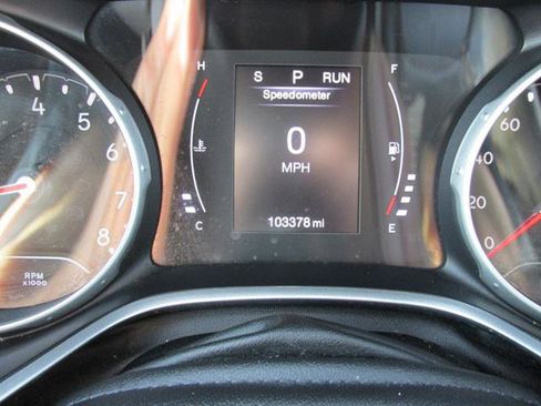 Used 2018 Jeep Compass Latitude w/ Cold Weather Group AWD/4WD image 7