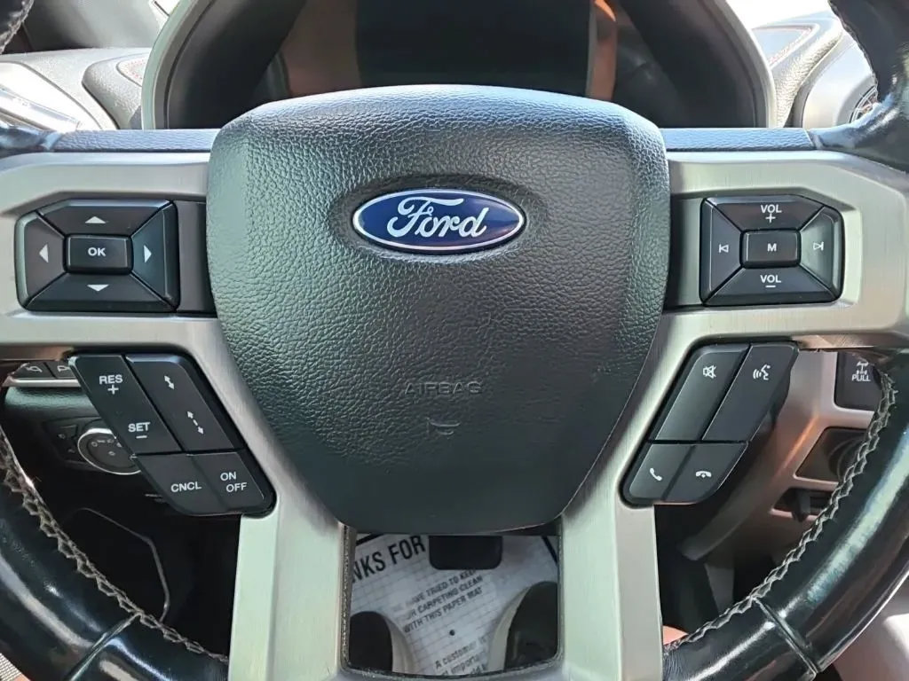 Used 2019 Ford F150 Platinum w/ Equipment Group 701A Luxury AWD/4WD image 24