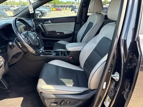 Used 2017 Kia Sportage SX FWD image 11