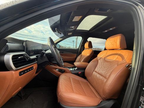 Used 2024 Kia Telluride EX X-Line image 10