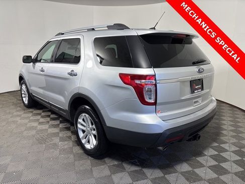 Used 2015 Ford Explorer XLT w/ Equipment Group 202B image 4