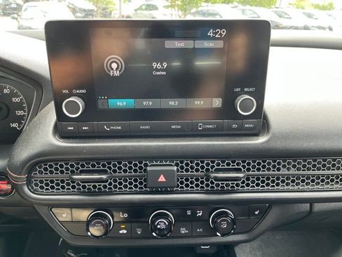 Used 2024 Honda HR-V Sport image 8