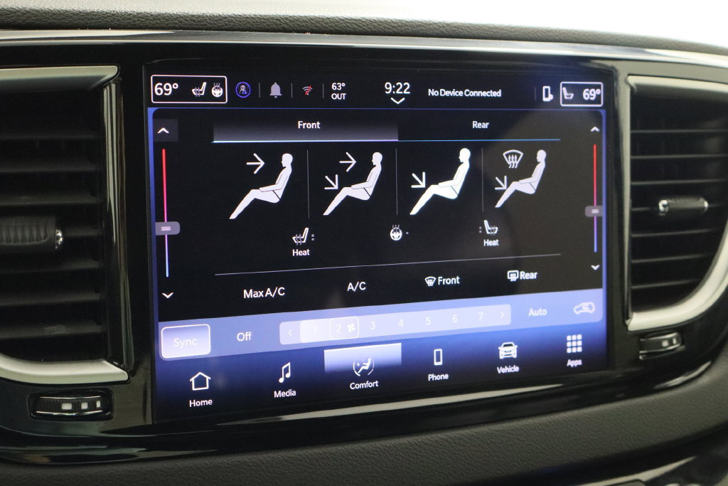 Used 2025 Chrysler Pacifica Select FWD image 34