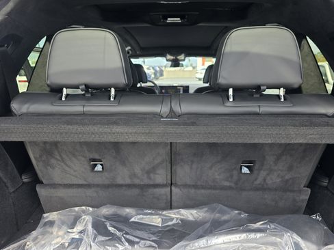 New 2026 BMW ALPINA XB7 image 7