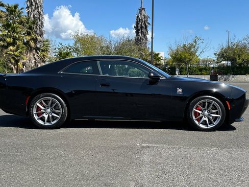 New 2024 Dodge Charger R/T Scat Pack w/ Plus Group image 2