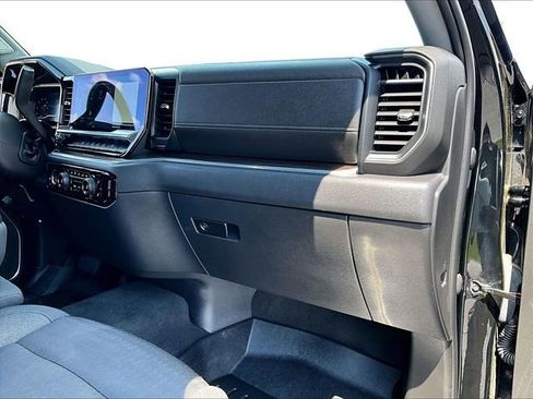 Used 2022 Chevrolet Silverado 1500 RST image 13