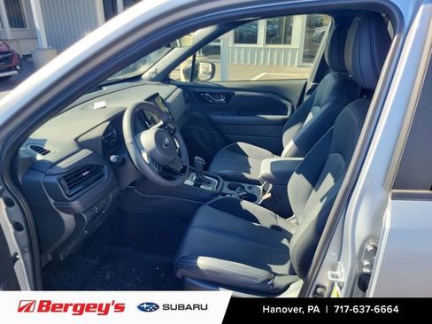 Used 2025 Subaru Forester Touring image 8