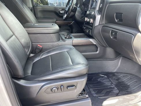 Used 2019 GMC Sierra 1500 SLT w/ SLT Premium Package AWD/4WD image 32