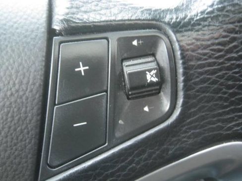 Used 2014 Chevrolet Captiva Sport LTZ image 23