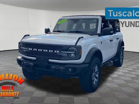 Used 2023 Ford Bronco Badlands image 4