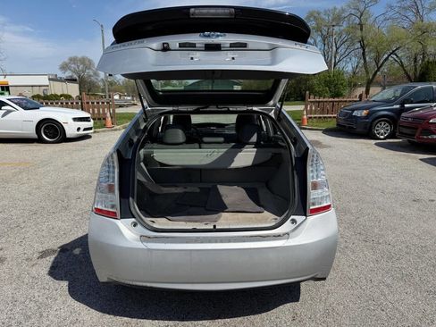 Used 2010 Toyota Prius Four image 22