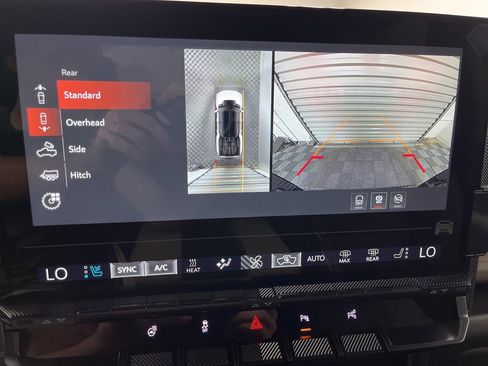 New 2026 GMC Hummer EV 4x4 Crew Cab image 10