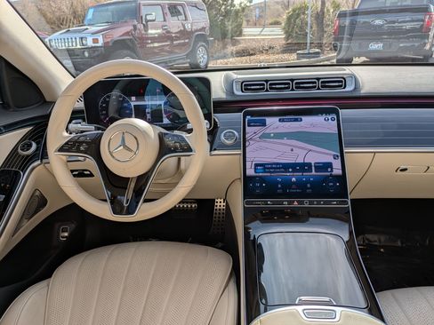 Used 2022 Mercedes-Benz S 500 4MATIC image 29