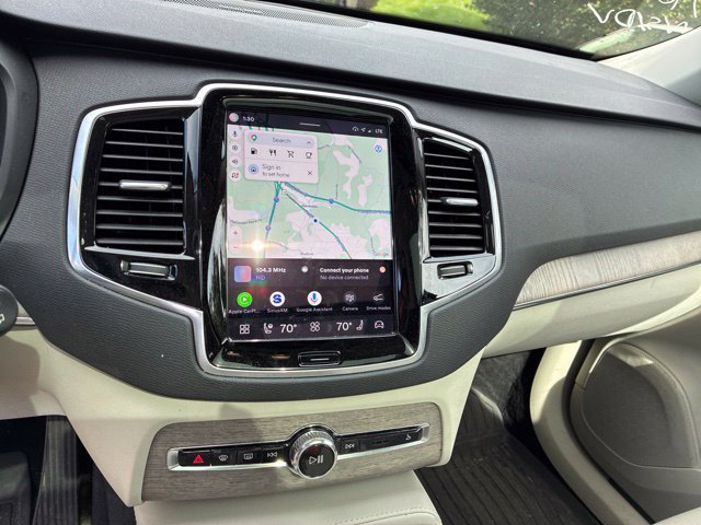 Used 2023 Volvo XC90 B6 Plus w/ Protection Package Premier AWD/4WD image 18