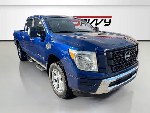 Used 2024 Nissan Titan SV w/ SV Convenience Package AWD/4WD image 1