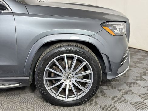 Used 2023 Mercedes-Benz GLS 450 4MATIC image 12
