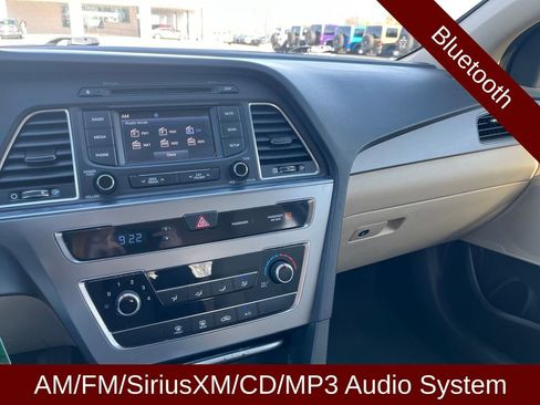 Used 2015 Hyundai Sonata SE w/ Option Group 09 image 9