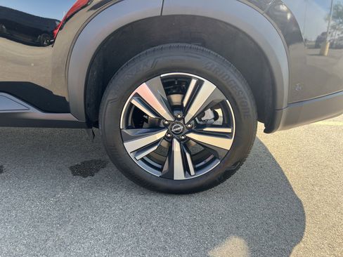 Used 2024 Nissan Rogue SL image 20