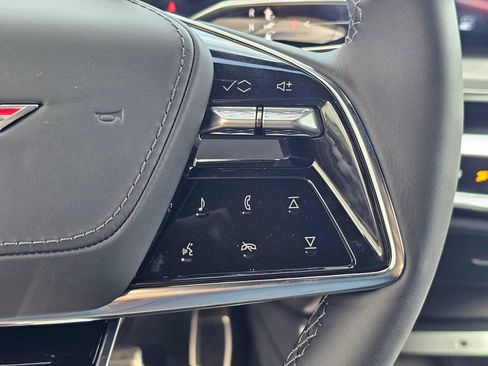 New 2026 Cadillac Lyriq V AWD/4WD image 26