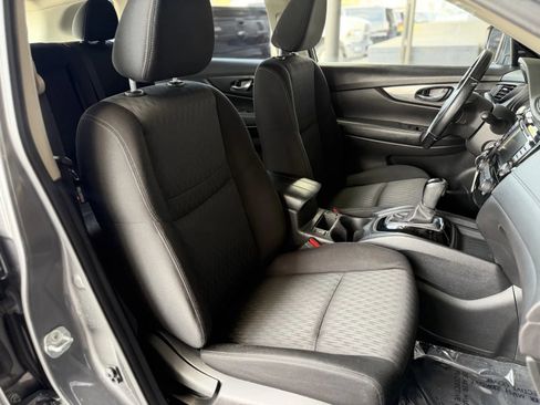 Used 2020 Nissan Rogue S w/ Special Edition Package image 19