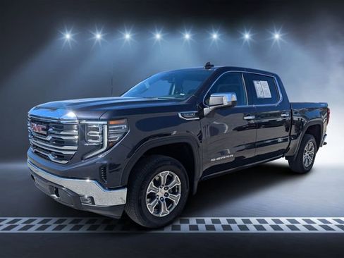 Used 2025 GMC Sierra 1500 SLT image 5
