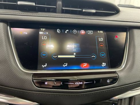 Used 2019 Cadillac XT5 Luxury AWD/4WD image 16