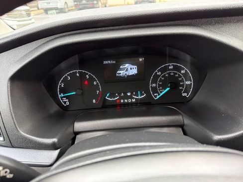 Used 2023 Ford Transit 350 DRW RWD image 18