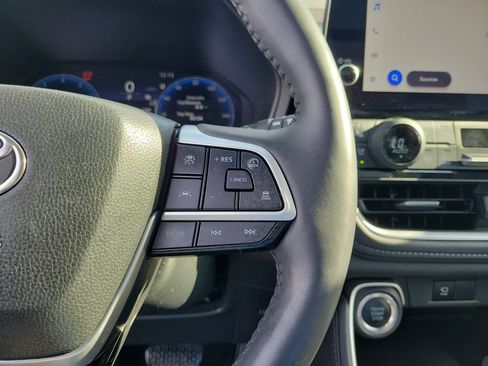 Used 2024 Toyota Grand Highlander Platinum image 23