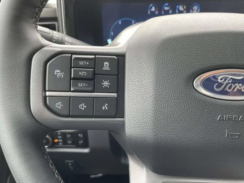 New 2026 Ford F250 Lariat w/ Black Appearance Package AWD/4WD image 18