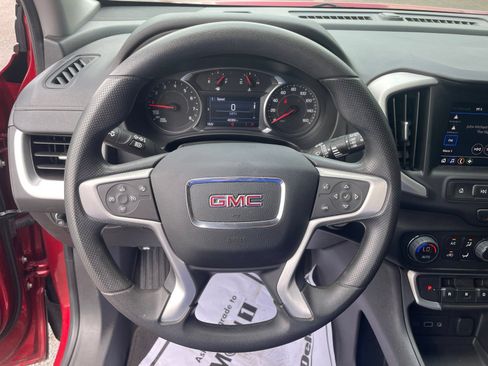 Used 2023 GMC Terrain SLE w/ Driver Convenience Package FWD image 21