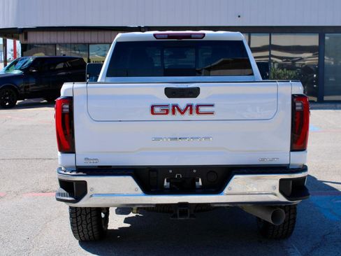 Used 2025 GMC Sierra 2500 SLT w/ SLT Convenience Package image 5