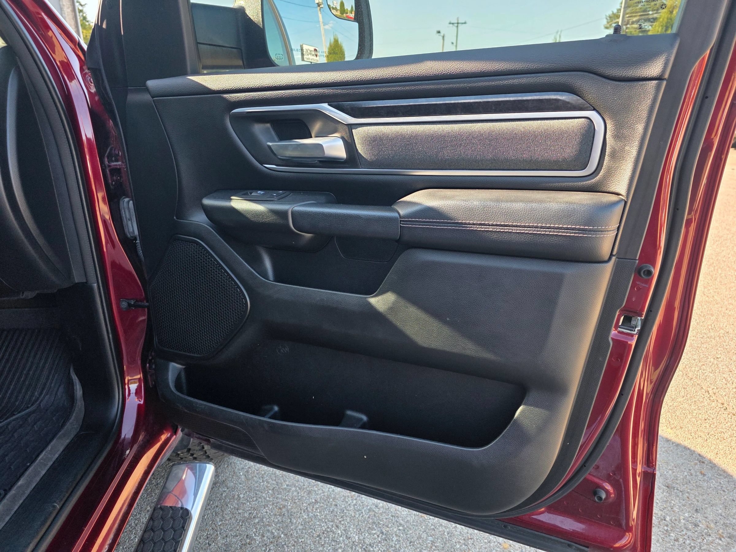 Used 2023 RAM 1500 Lone Star AWD/4WD image 5