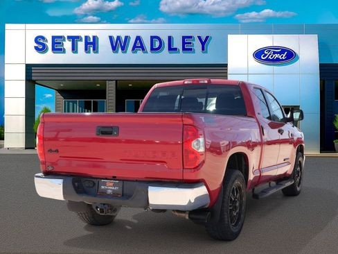 Used 2017 Toyota Tundra SR5 image 8