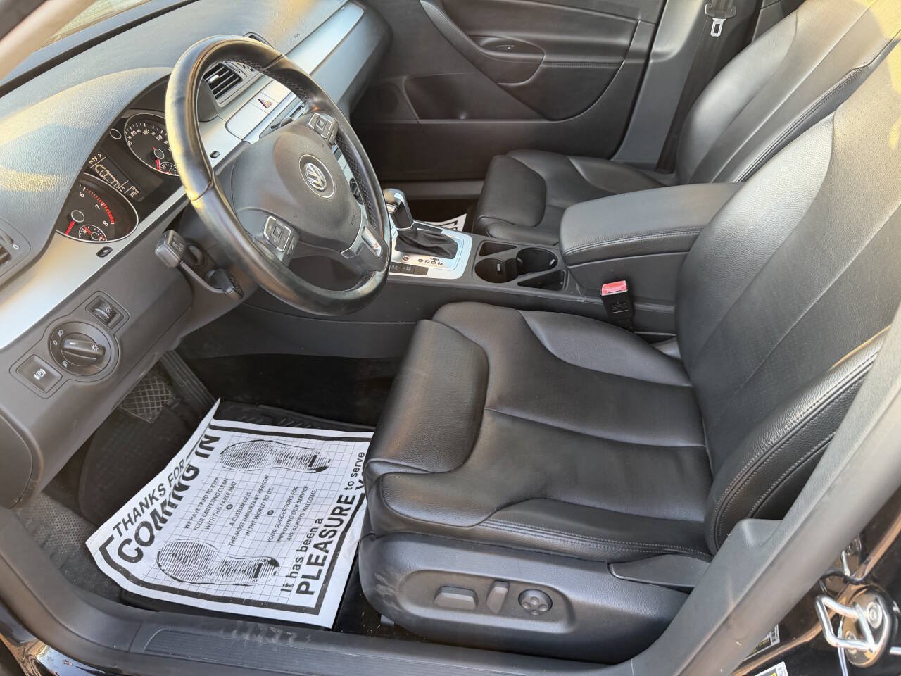 Used 2010 Volkswagen Passat Komfort FWD image 7