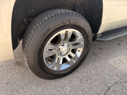 Used 2016 Chevrolet Tahoe LT AWD/4WD image 27
