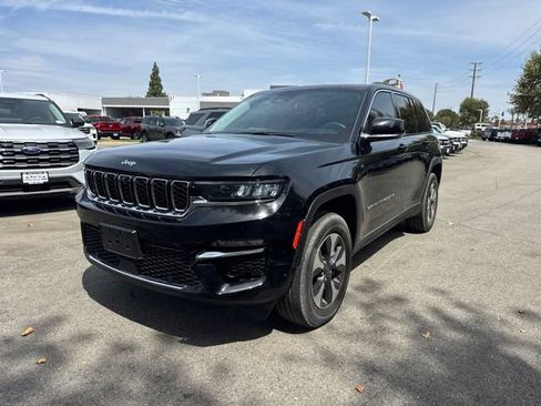 Used 2023 Jeep Grand Cherokee 4WD 4xe w/ Luxury Tech Group II image 1