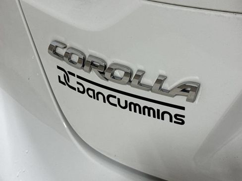 Used 2022 Toyota Corolla LE FWD image 25
