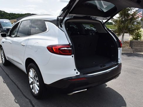 Used 2018 Buick Enclave Premium w/ Trailering Package AWD/4WD image 26