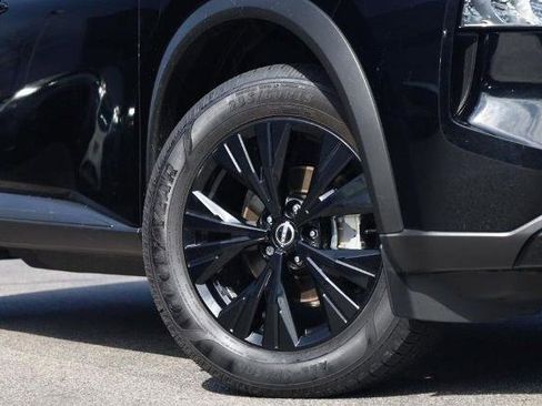 Certified 2023 Nissan Rogue SV w/ SV Premium B Package image 3