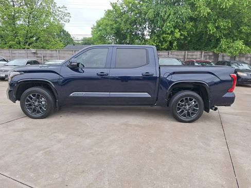 Used 2025 Toyota Tundra Platinum AWD/4WD image 3