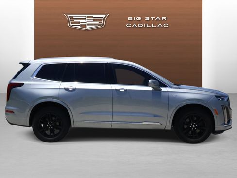 Used 2024 Cadillac XT6 Luxury FWD image 6
