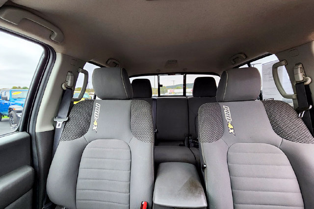 Used 2018 Nissan Frontier PRO-4X AWD/4WD image 20