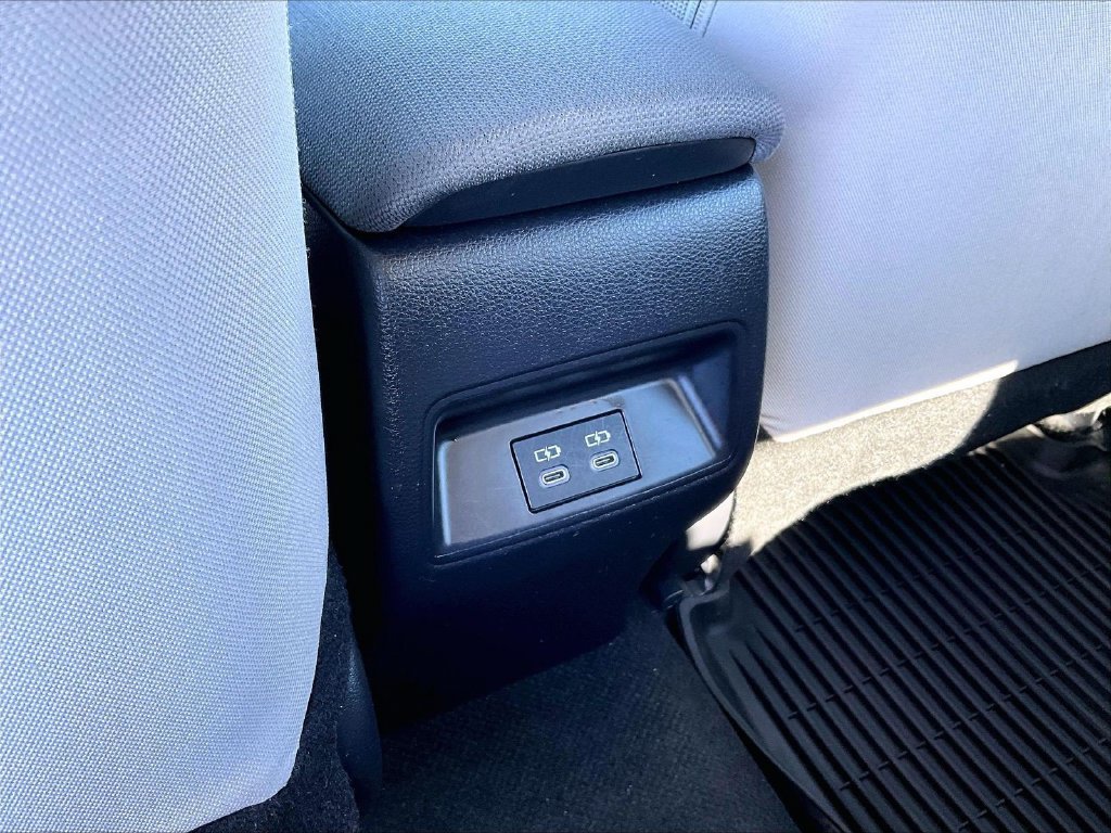 Used 2026 Toyota Corolla LE FWD image 28