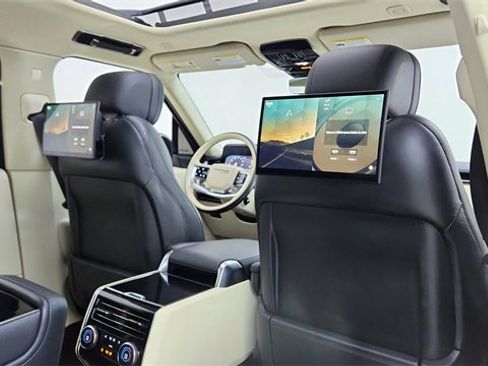 Used 2023 Land Rover Range Rover Long Wheelbase Autobiography image 25