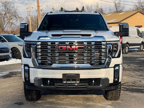 Used 2025 GMC Sierra 2500 Denali w/ Technology Package image 8