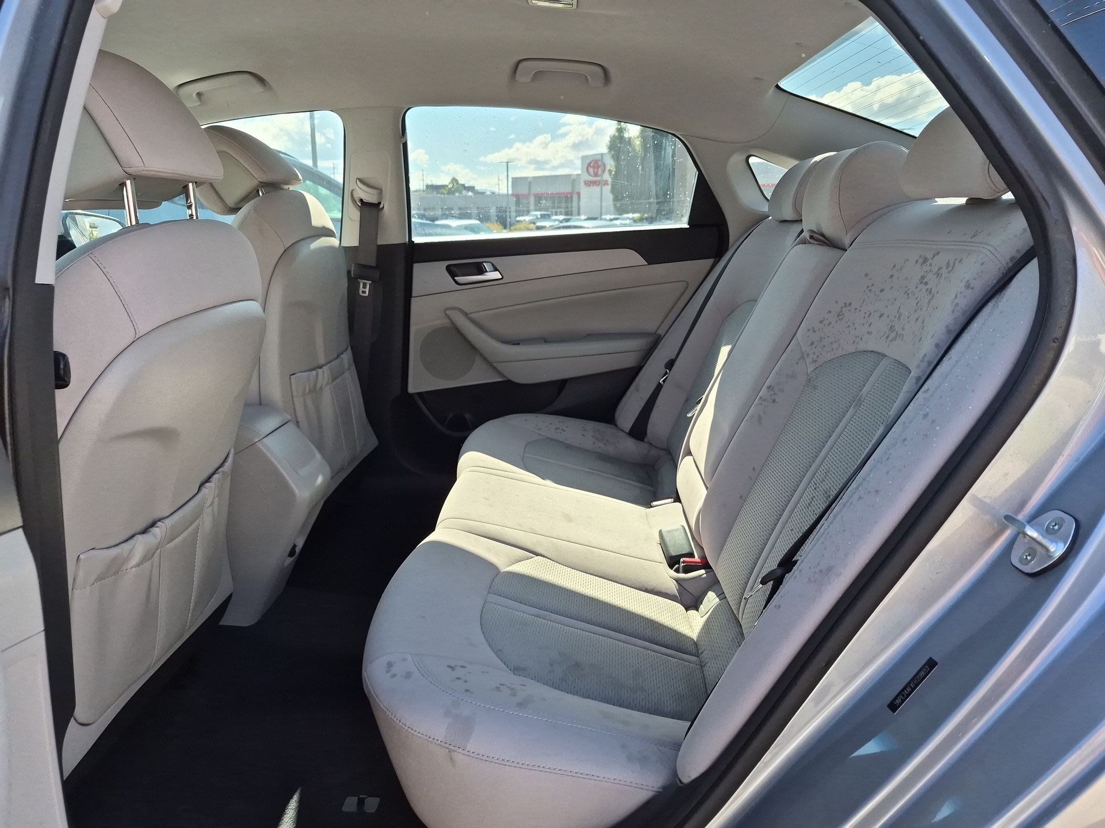 Used 2015 Hyundai Sonata SE w/ Option Group 09 FWD image 26