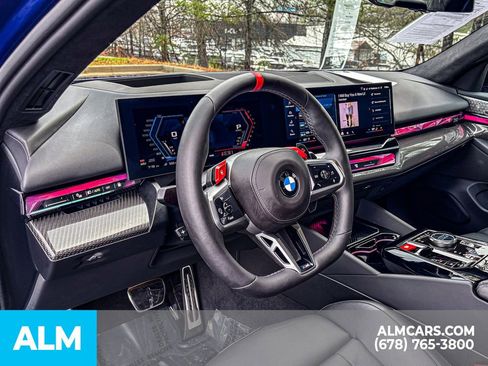 Used 2026 BMW M5 w/ Executive Package image 29