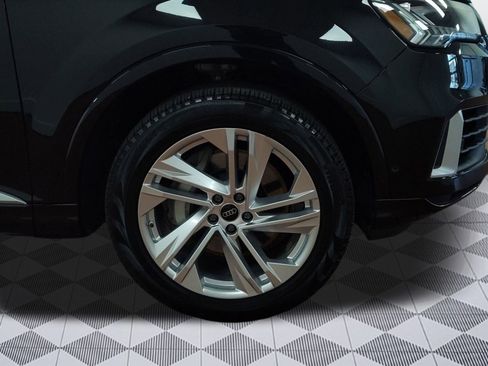 Used 2024 Audi Q7 3.0T Premium Plus image 11