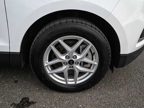 Used 2024 Ford Edge SEL w/ Convenience Package image 15