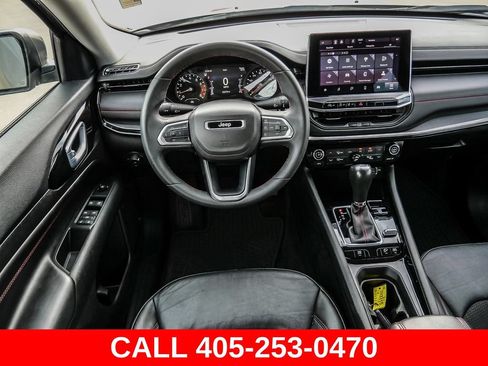 Used 2022 Jeep Compass Trailhawk AWD/4WD image 31